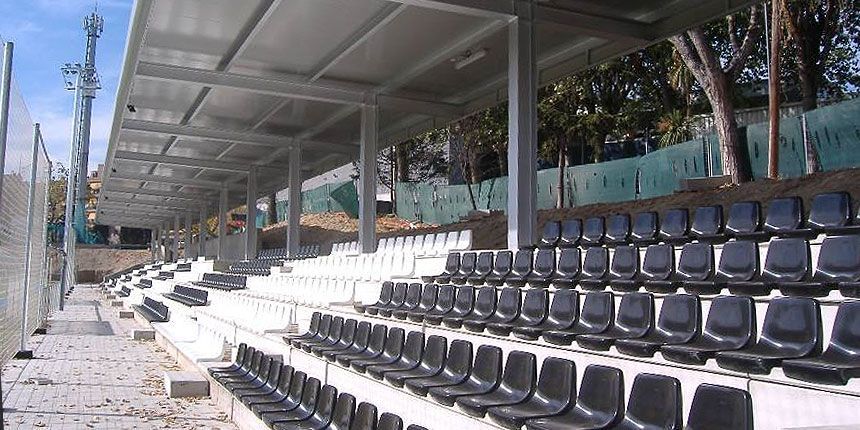 campo-de-futbol-La-Mina-01