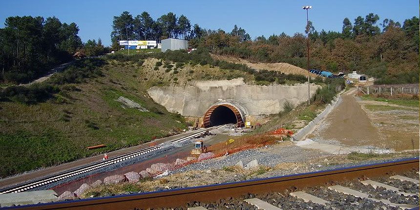 tunel-de-portas-03